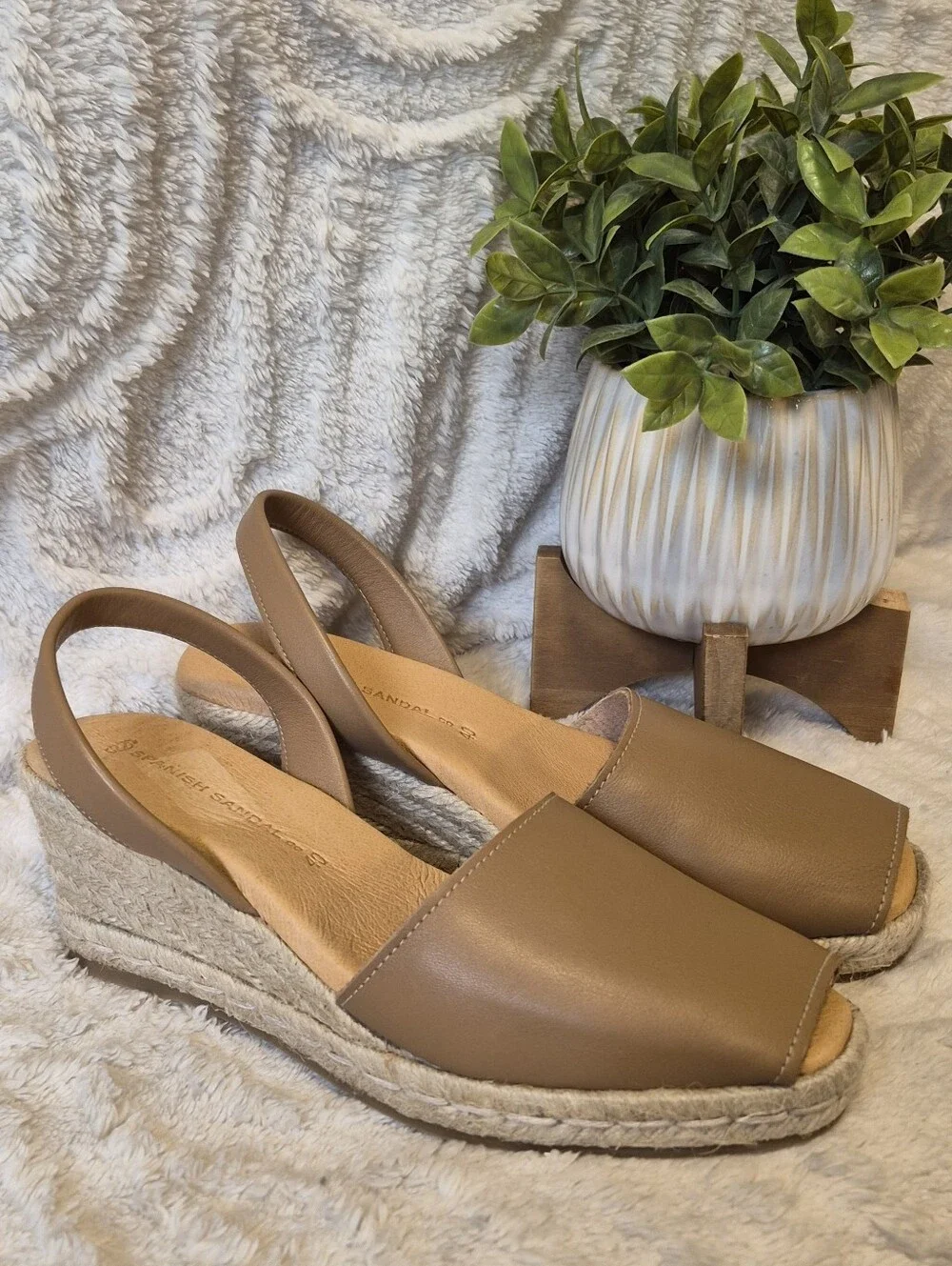 NEW Spanish Sandal Co Tan Leather Espadrille Wedge Sandals Open Toe Women's Sz 9
